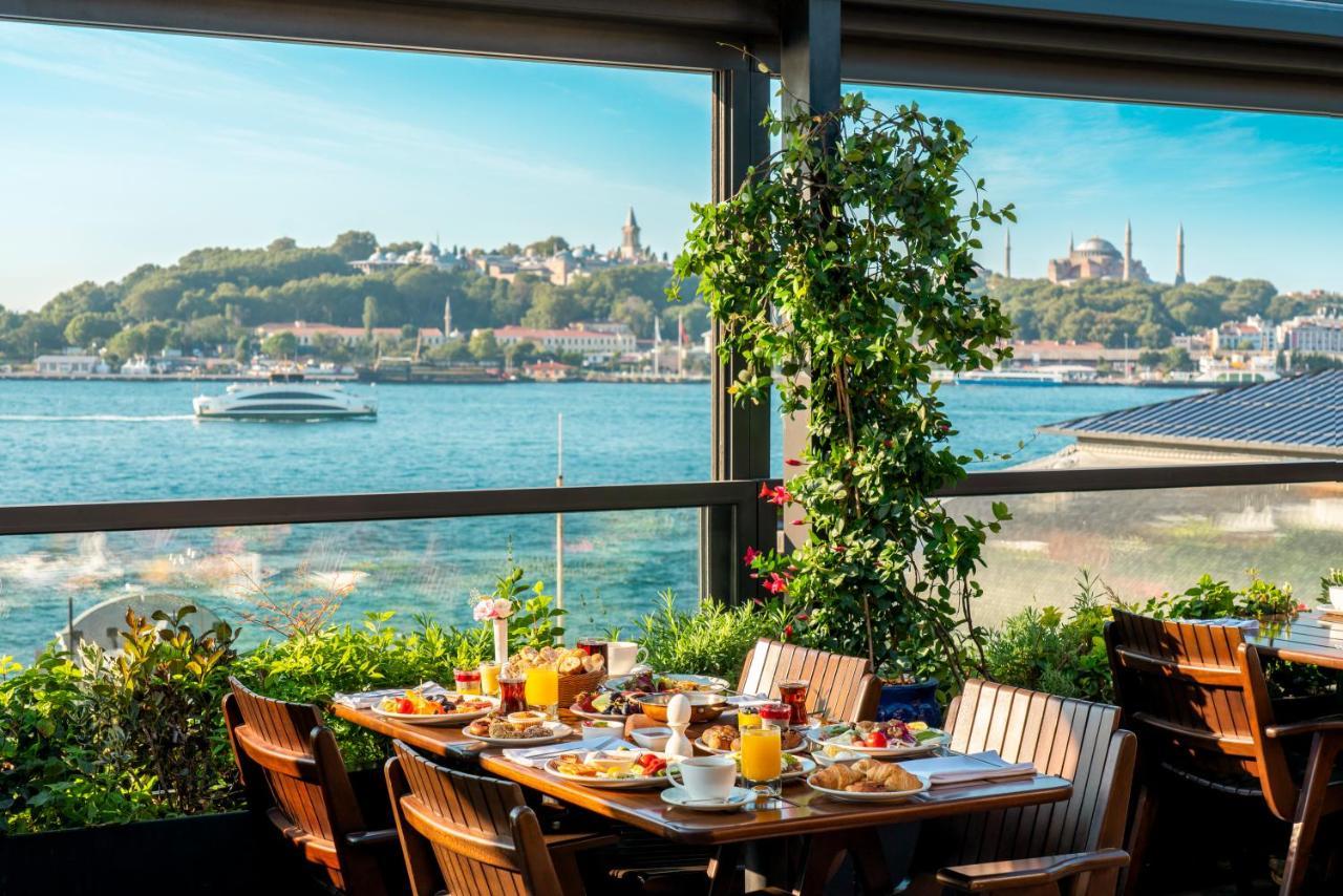 Novotel Istanbul Bosphorus Hotel Екстер'єр фото Breakfast at the Four Seasons Hotel Istanbul