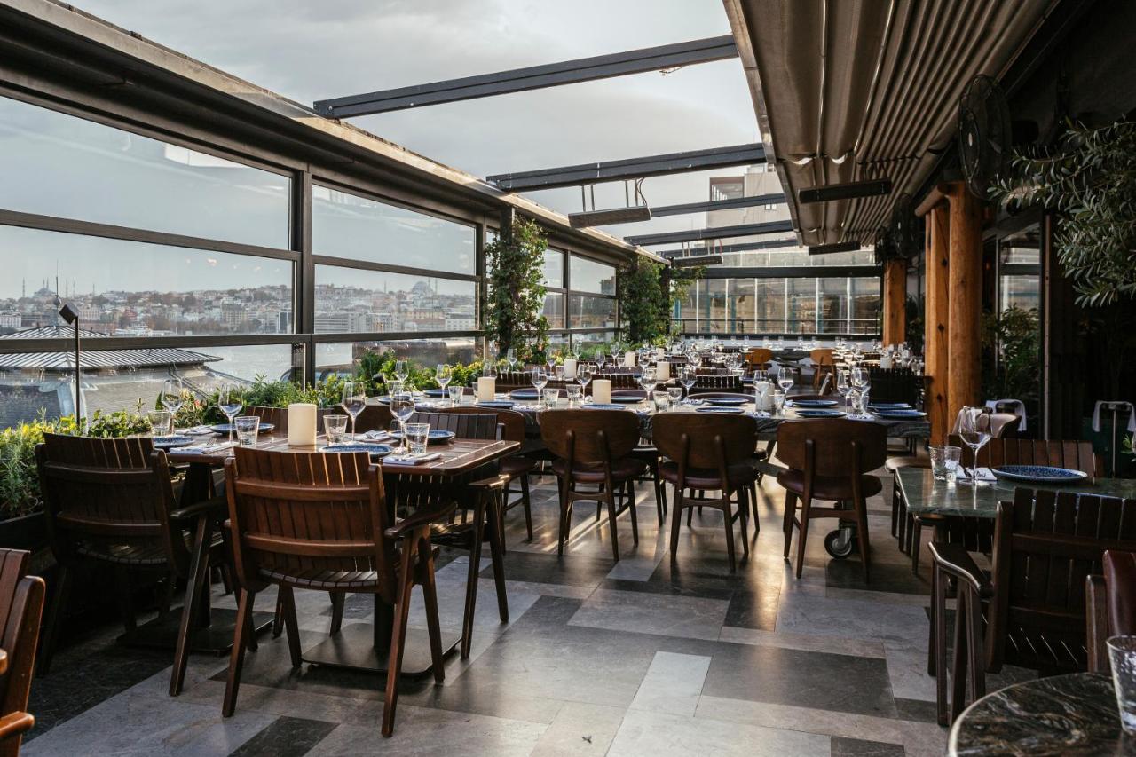 Novotel Istanbul Bosphorus Hotel Екстер'єр фото The restaurant's interior