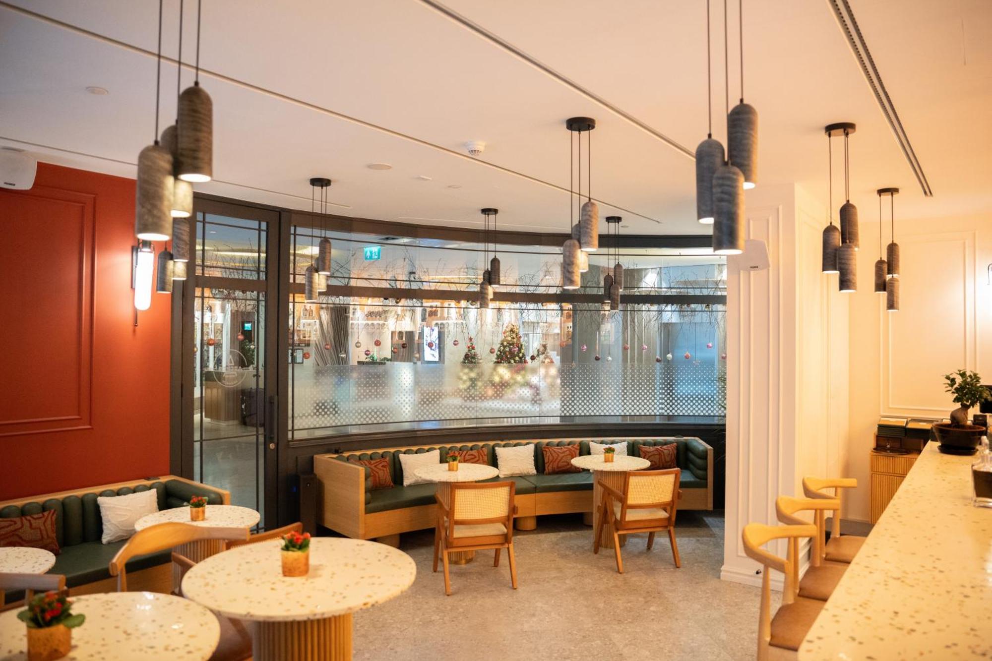 Novotel Istanbul Bosphorus Hotel Екстер'єр фото The interior of the restaurant